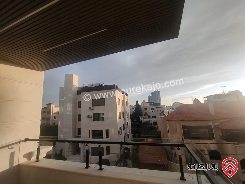 شقق مساحة 217م / 220م للبيع في عمان - ام اذينة الشمالي 