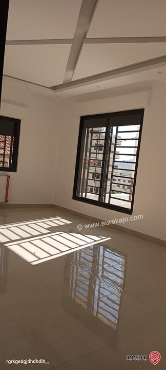 شقق بمساحات مختلفة 160م - 175م للبيع في عمان - الجبيهة حي المصنور