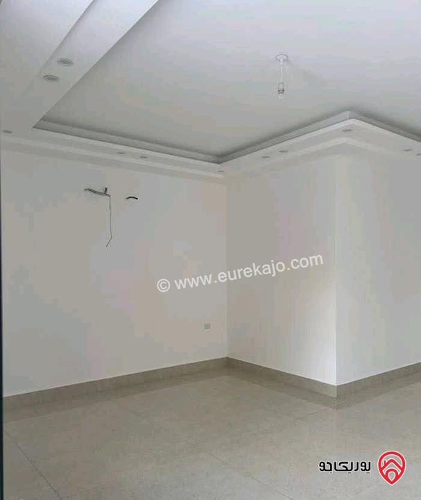 شقة فارغة أرضية مساحة 230م للايجار في عمان - ضاحية الأمير راشد 