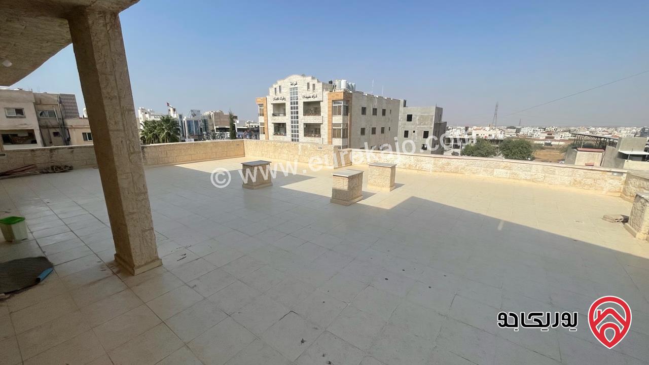 شقة مفروشة سوبر ديلوكس طابق ثاني مساحة 250م للايجار من ضمن فيلا في اربد 