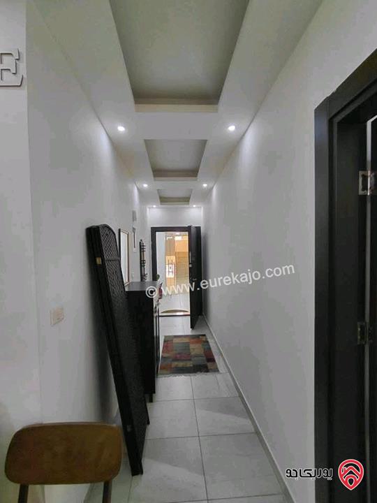 شقة فارغة طابق أول مساحة 150م للايجار في عمان - خلدا 