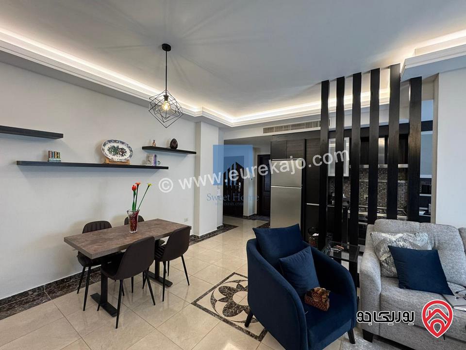 شقة مفروشة مساحة 94م مع ترس امامي 35م للبيع في عمان - ضاحية الأمير راشد