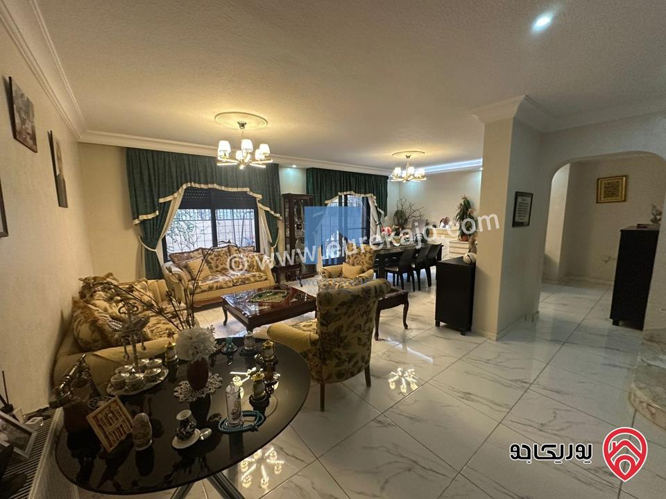 شقة ارضية مميزة للبيع في عمان - الجاردنز 252م مع حديقة وترسات 140م بسعر مغري