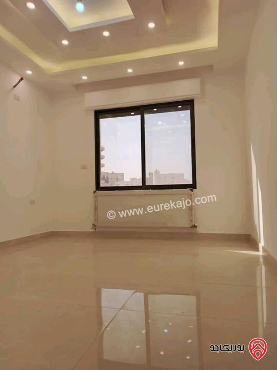 شقة ديلوكس مساحة 230م للايجار في عمان - البنيات طريق المطار 