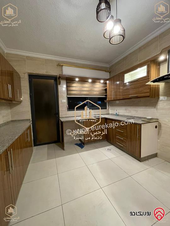 شقة سوبر ديلوكس طابق ارضي معلق مساحة 190م للايجار في عمان - أم السماق 