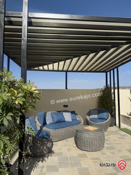 مزرعة مميزة للبيع في الصبيحي/ السلط مساحة الارض 3510م البناء 700م موقع اطلالة