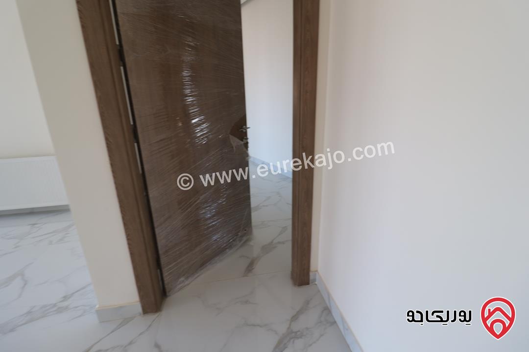 شقة جديدة طابق ثالث دوبلكس مساحة 173م للبيع في عمان - خلدا