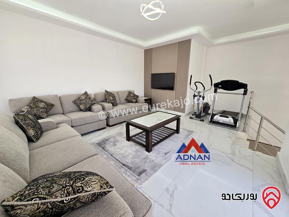 شقة طابق ثالث دوبلكس مساحة 250م مفروشة للإيجار في عمان - عبدون 