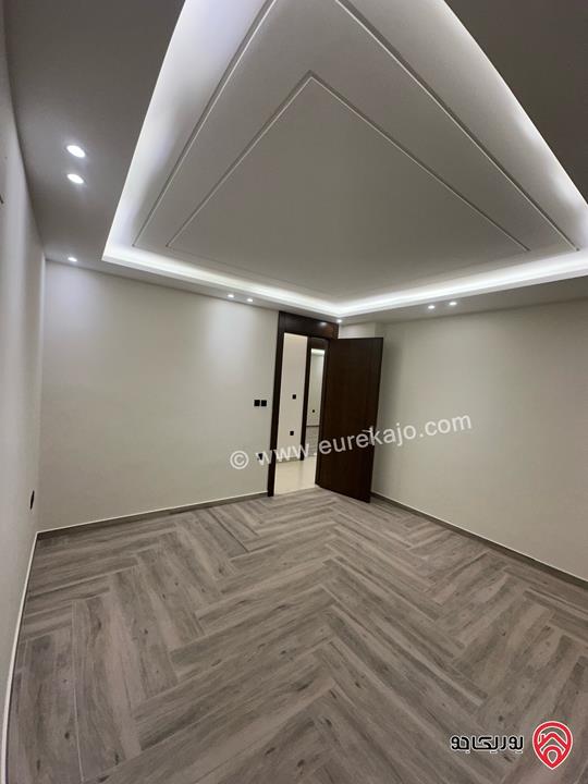 شقة ديلوكس طابقية تسوية ثانية مساحة 223م للبيع في عمان - الياسمين