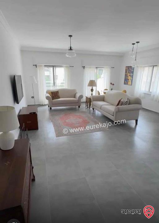 شقة تصميم حديث مريحة مساحة 95م طابق ثاني للإيجار مفروشة في عمان - جبل عمان قرب الدوار الرابع