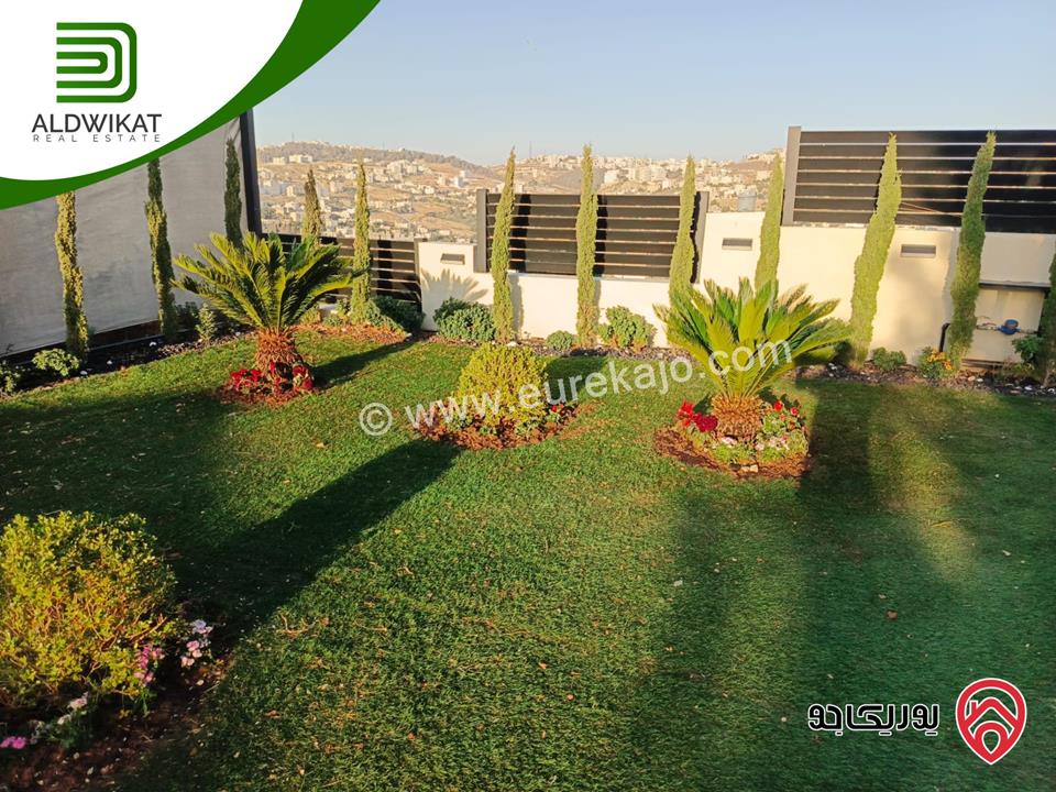 فيلا مستقلة مفروشة للبيع في عمان - ناعور مساحة الارض 1050م ومساحة البناء 1000م ومساحة الحديقة 400م ومساحة الترس 200م موقع اطلالة رائع ومميز