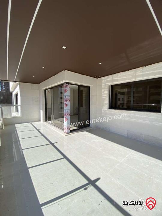 شقة طابق ثالث دوبلكس مساحة 200م للبيع في عمان - خلدا