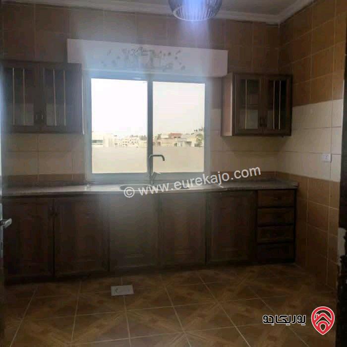 شقة فارغة طابق ثالث مساحة 135م بدون مصعد للايجار في عمان - البنيات شارع الحرية 