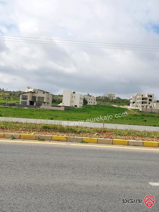 قطعة أرض مساحة 758م للبيع في عمان - ناعور حوض المنيف ناعور منطقة فلل حديثة