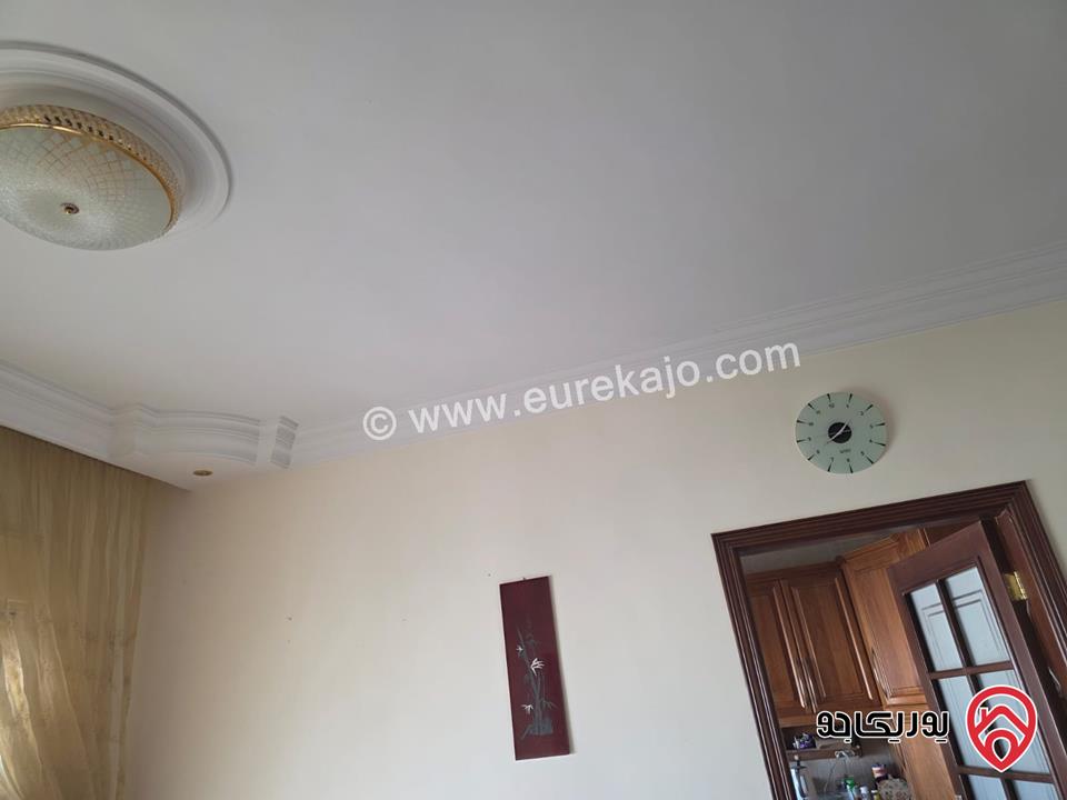 شقة طابق ثالث مساحة 180م للبيع في عمان - خلدا 