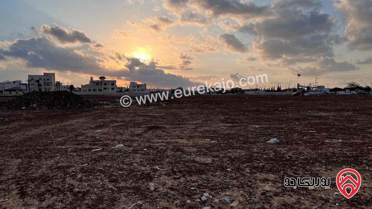 قطعة أرض سكنية راقية مساحة 874م للبيع في إربد / إيدون – أبو عوسية
