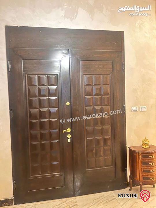 فيلا مساحة الأرض 570م والبناء 913م للبيع في عمان - ضاحية الرشيد 