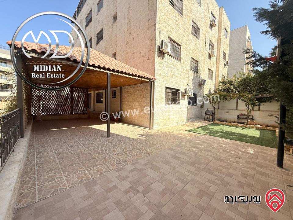 شقة ارضية فارغة للايجار في عمان - خلدا مساحة 220م مع ترس و حديقة 180م تشطيبات سوبر ديلوكس بسعر مميز