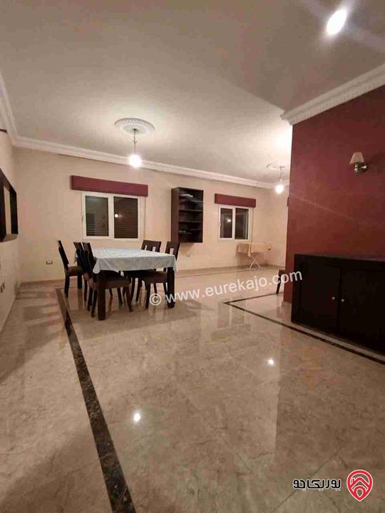 شقة طابق أول مساحة 200م للبيع في عمان - طبربور