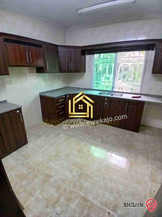 شقة فارغة طابق ارضي مساحة 130م للايجار في عمان - ام السماق 