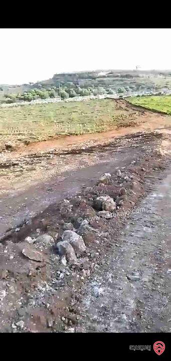 أرض مساحة 15 دونم للبيع في جرش في جبال سوف 