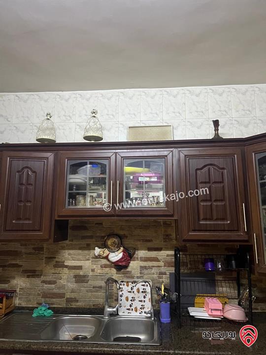  شقة أرضية مساحة 150م داخلي مع مستودع تجاري 70م للبيع في عمان – ضاحية الامير حسن