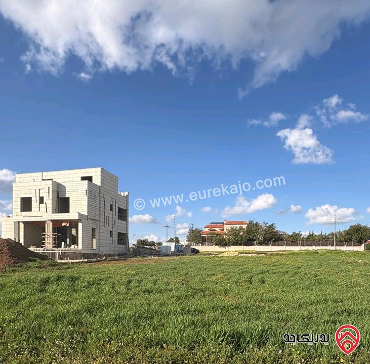 أرض مميزة مساحة 514م للبيع في عمان - الطنيب