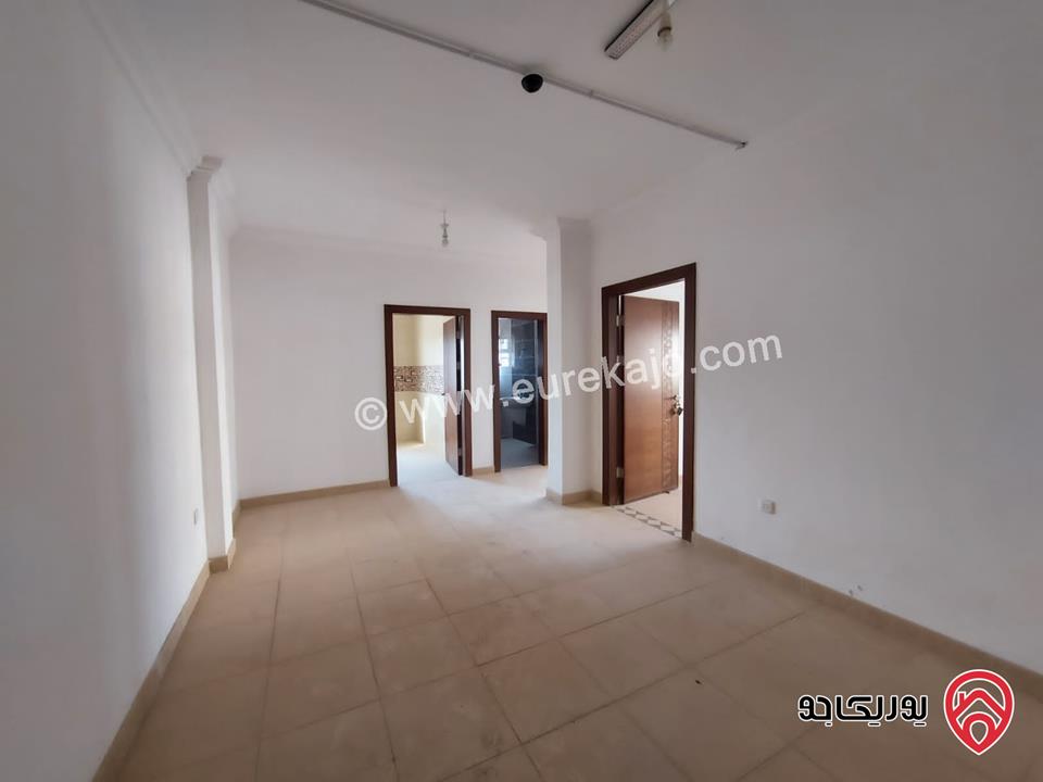 مجمع تجاري مميز على أرض 747م للبيع في عمان - الشميساني مطل على 3 شوارع