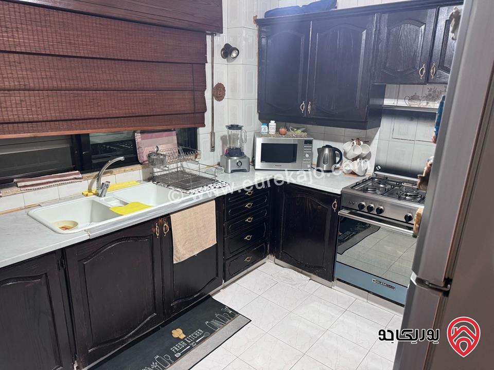 شقة طابق اول مساحة 130م للبيع في عمان - جبل الحسين