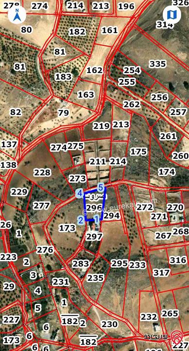 قطعة ارض مساحة 3 دونم و 616م للبيع في الزرقاء - صروت تبعد عن عمان 10 دقائق