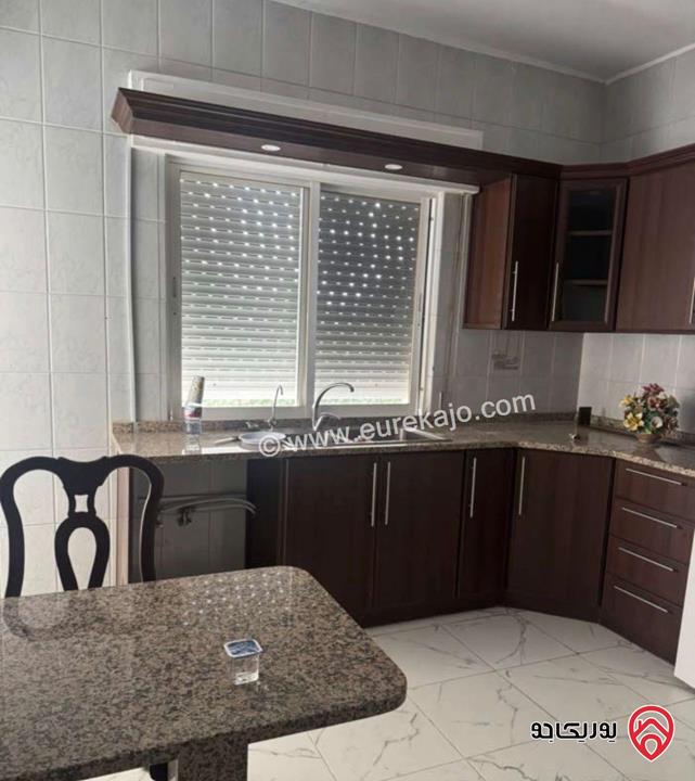 شقة طابق تسوية مساحة 180م للايجار في عمان - ضاحية الرشيد 