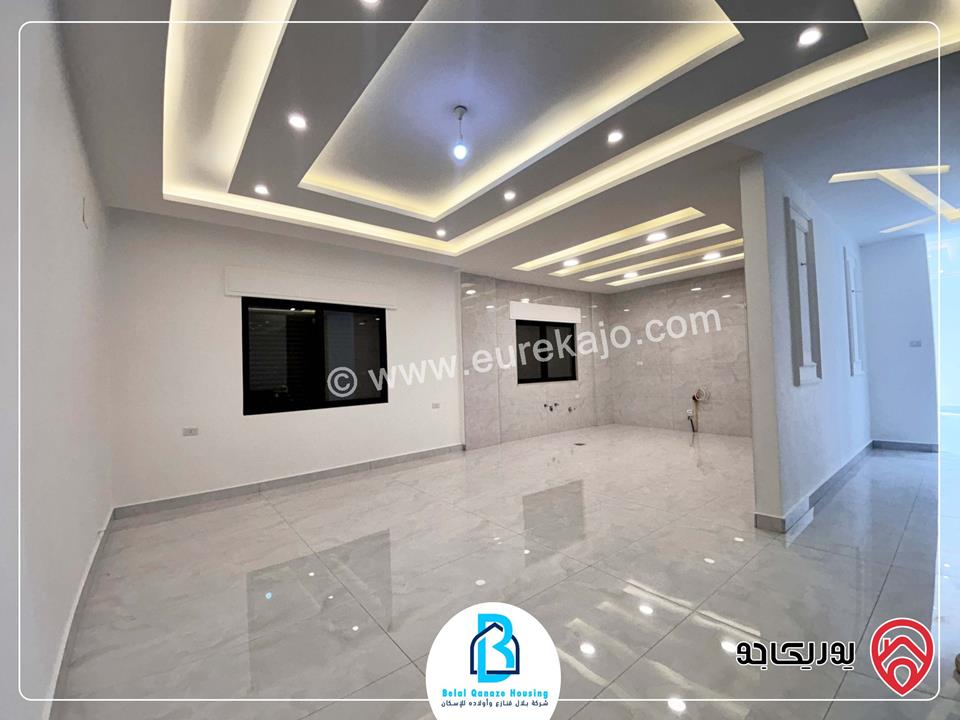 شقق طابق اول / ثاني مساحة 195م للبيع في عمان - عرقوب خلدا