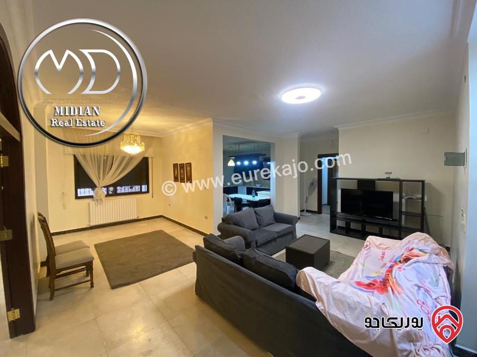 شقة ارضية مفروشة للبيع في عمان - ام اذينة مساحة 200م مع ترس و حديقة 150م تشطيبات سوبر ديلوكس بسعر مميز