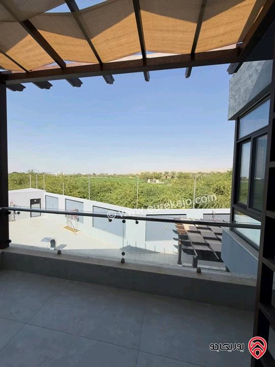 شاليه مساحة 280م على أرض 475م للبيع في البحر الميت - الرامة