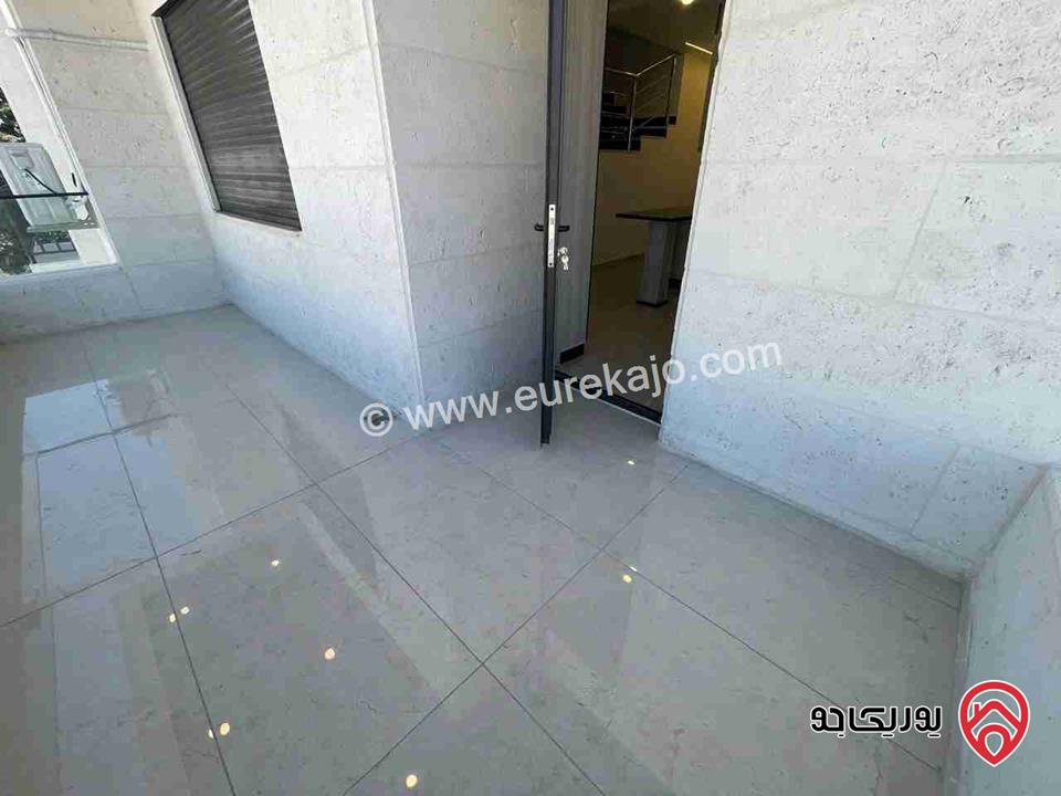 شقة ديلوكس طابق أول مساحة 150م للايجار في عمان - الكرسي 