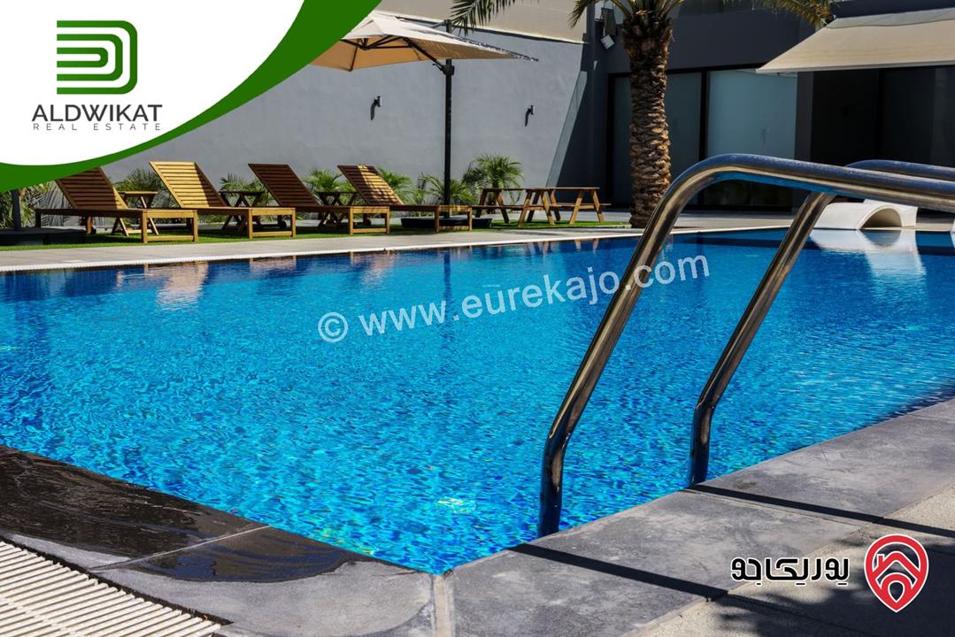 شاليه فاخر مساحة الارض 650م والبناء 195م للبيع في اجمل مواقع البحر الميت منتجع البحيرة 