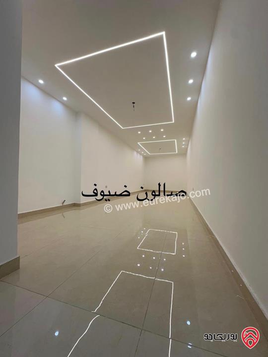 شقة شبه أرضية مساحة 200م للبيع في عمان - مرج الحمام