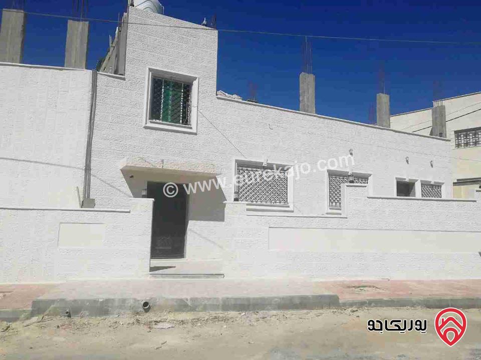 شقة غير مقطعة تصلح لمستودع او عيادة للايجار في عمان - ابو نصير حي الضياء قرب دوار الروابدة