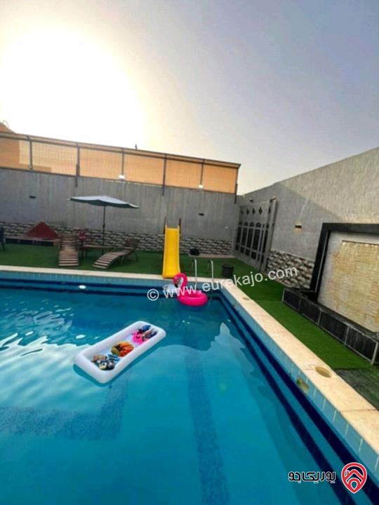 مزرعة مساحة الأرض 289م والبناء 120م للبيع في البحر الميت جوفة الكفرين