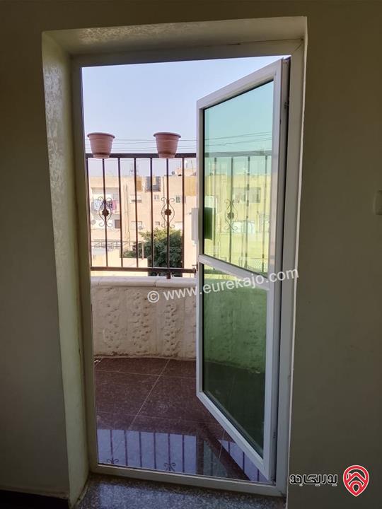 شقة مساحة 127م طابق ثالث للبيع في اربد - الحي الشرقي، مقابل مخفر الحي الشرقي 