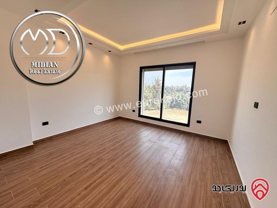 شقق للبيع في عمان - ضاحية النخيل مساحات 250م 4 نوم تشطيبات و ديكورات عصرية فاخرة جديدة لم تسكن