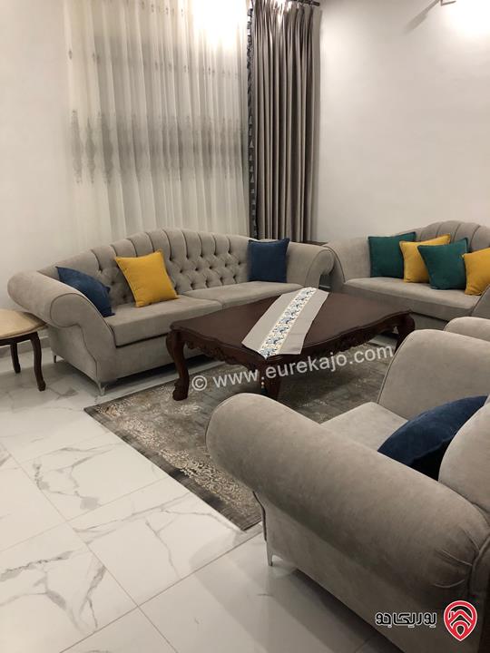 شقة أرضية مساحة 210م داخلي و 120م خارجي للبيع في عمان - مرج الحمام