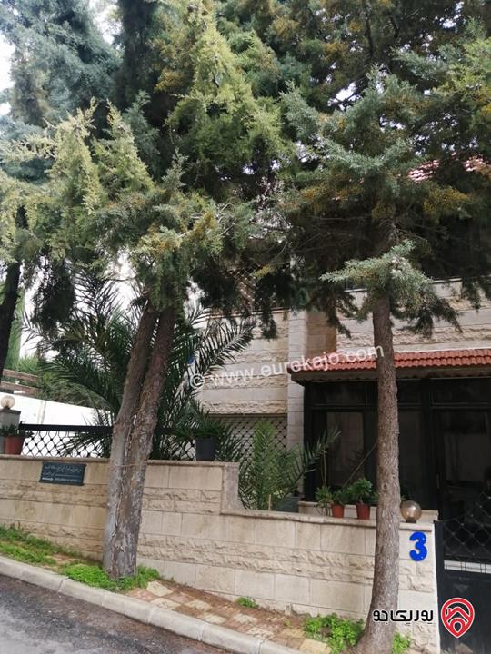 منزل مستقل مكون من طابقين شقتين على أرض 400م للبيع في عمان - ضاحية الرشيد