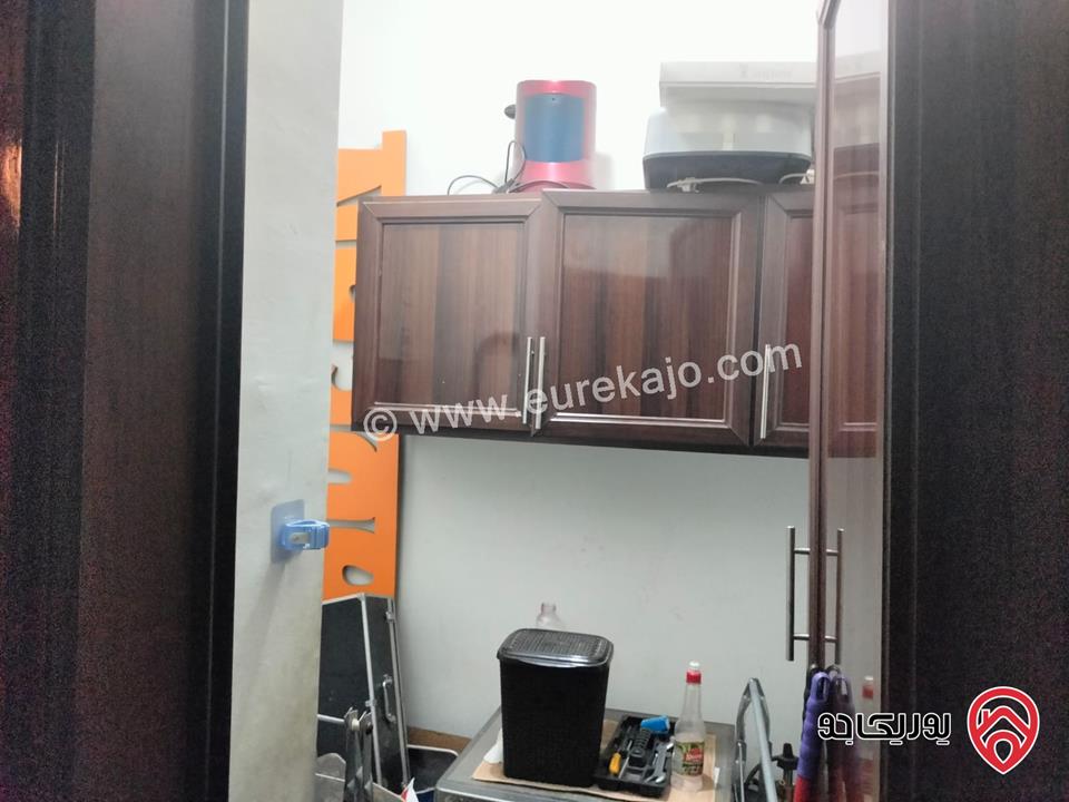 شقة طابق ارضي معلق مساحة 215م داخلي و 150م خارجي للبيع في عمان - شفا بدران