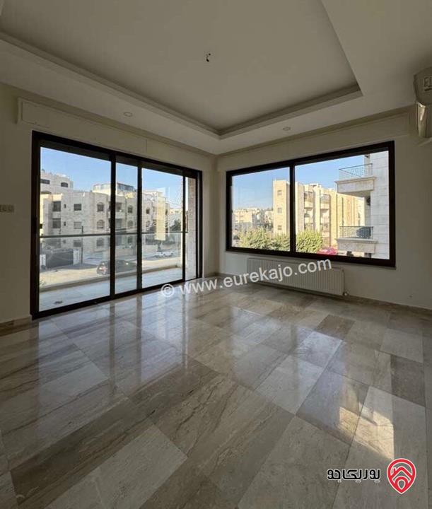 شقة طابق أول مساحة 200م للايجار في عمان - دير غبار 