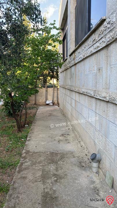 منزل مكون من طابقين على ارض 1 دونم و 27م للبيع في الكمالية ( حوض سلطان السلط)