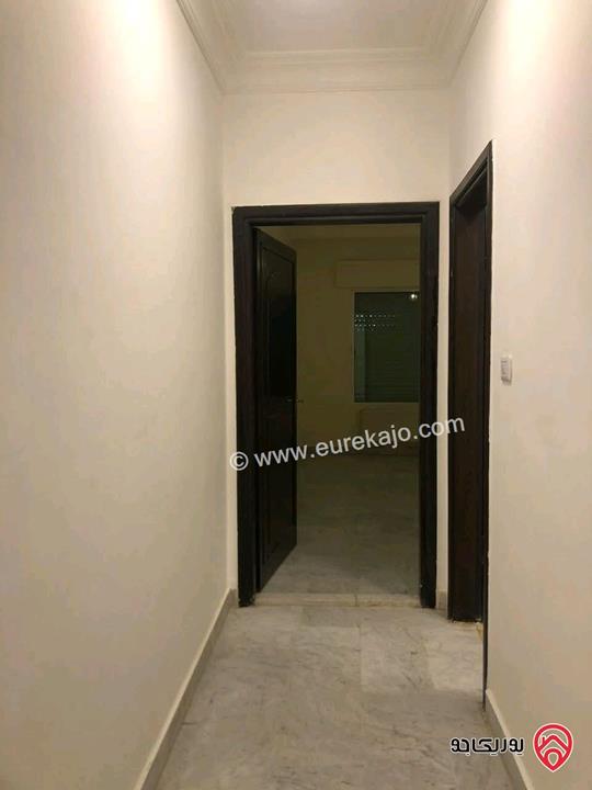 شقة فارغة مساحة 200م طابق أول للايجار في عمان - دير غبار 