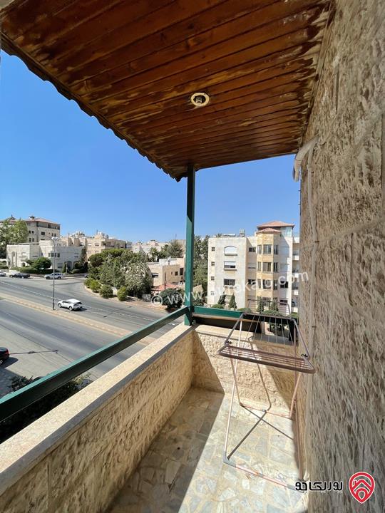 شقة في دير غبار مساحة 100 م طابق ثالث للايجار مفروشة في دير غبار
