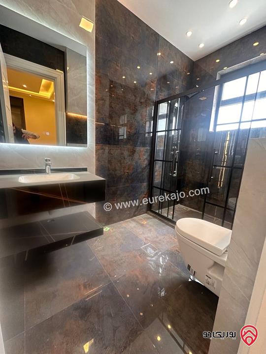 شقة طابق ثاني مساحة 240م للايجار في عمان - الجبيهة 