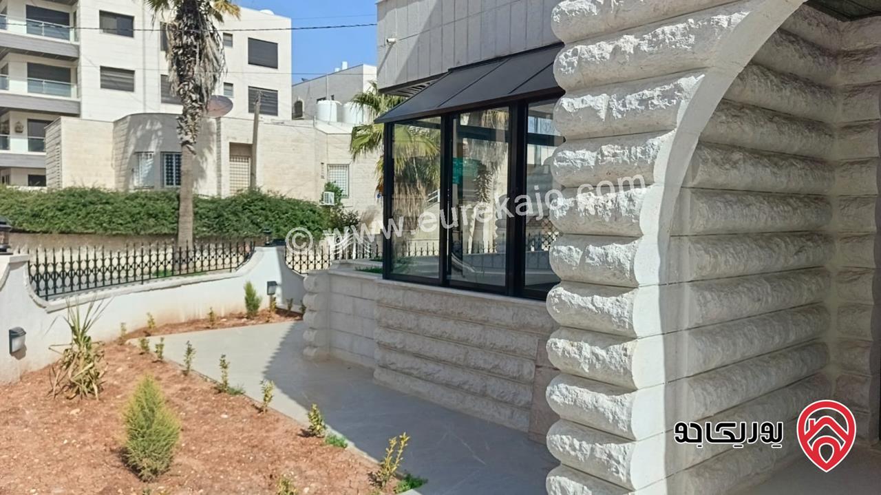 طابق ارضي من فيلا مساحة 300م على ارض 700م للايجار في عمان - دير غبار